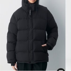 Aritzia SUPERPUFF black